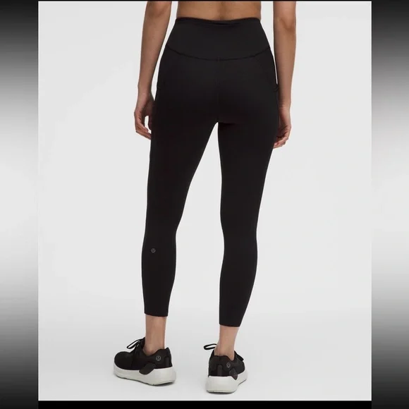 Lululemon Fast and Free High-Rise 7/8 Tight II Nulux 25" Tight size 8 black - Picture 3 of 16